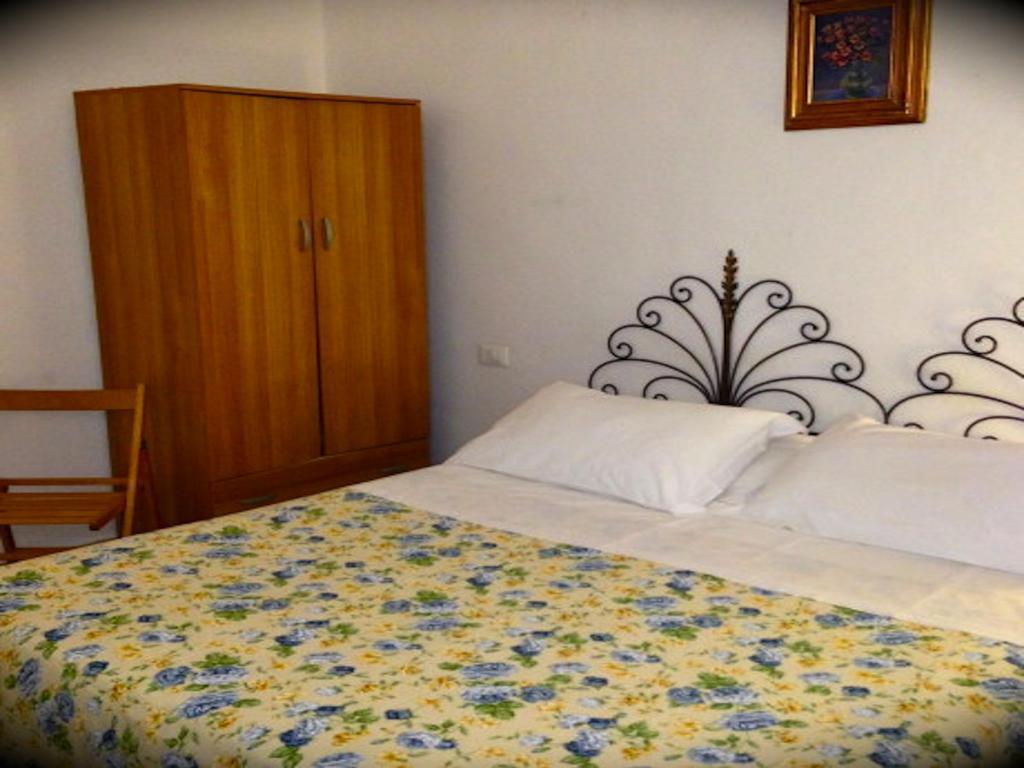 Hostel Veronique Florencia Habitación foto